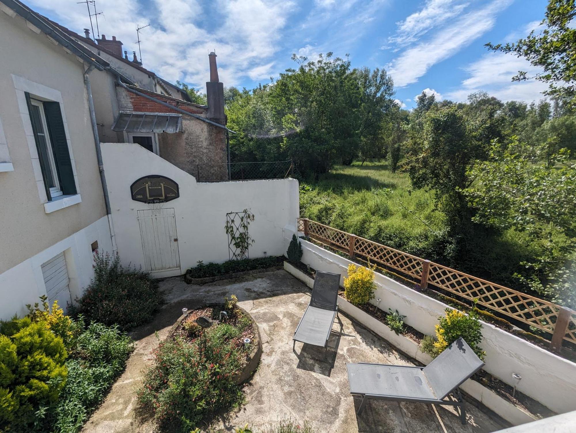 Holiday home Maison Familiale Solognote Vierzon